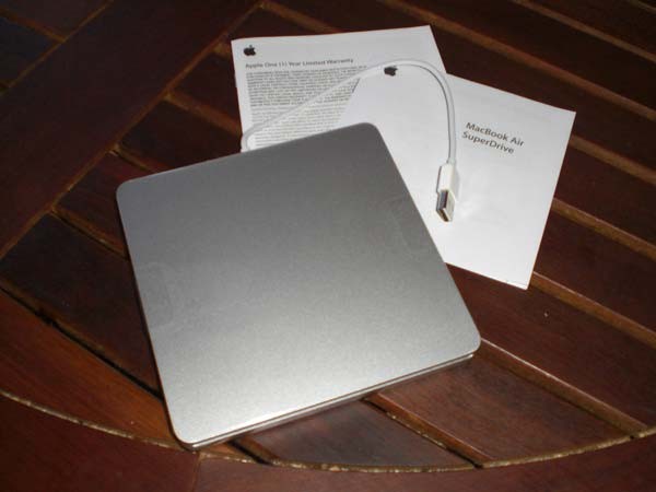 SUperDrive_macBook_Air_06.jpg