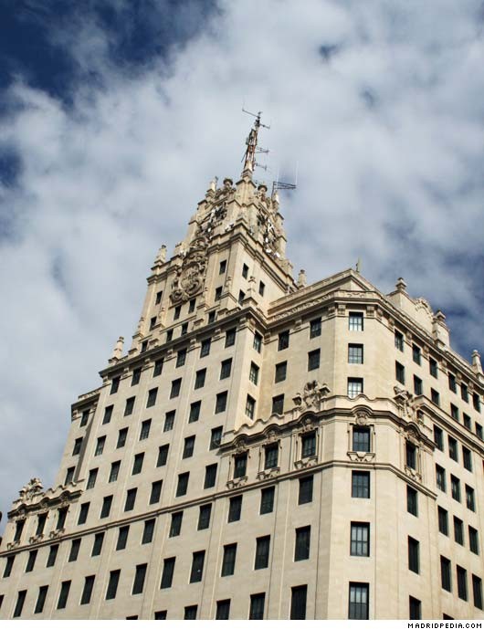 madrid-0407-gran-via-edific.jpg