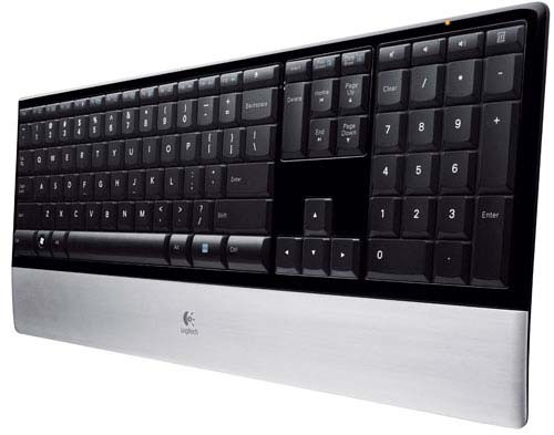 logitechdinovonb-ars.jpg