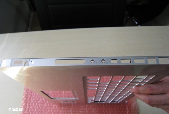 new-macbook-1.jpg