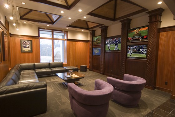 SportsBarLounge03.jpg