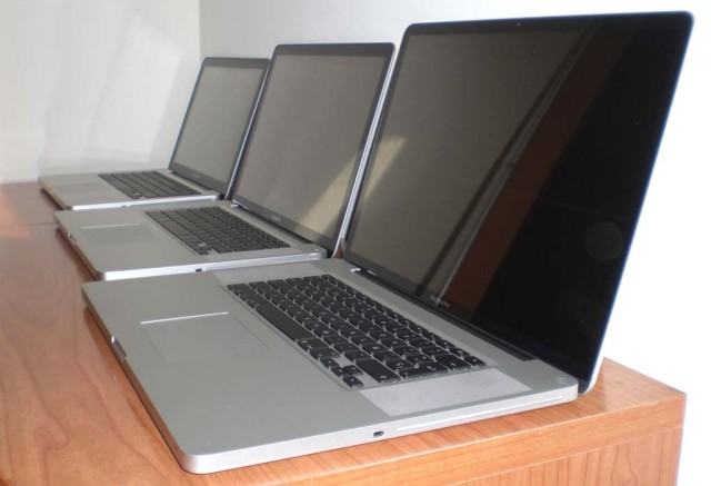 Todos_macbook_pro_mid_2009-11.jpg