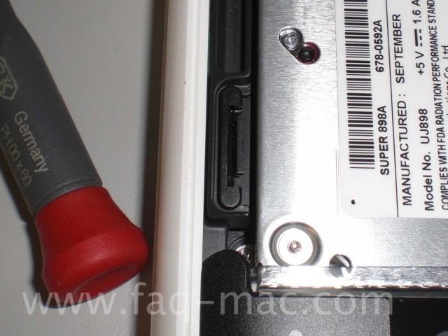macbook_late_2009_hardware-01.jpg