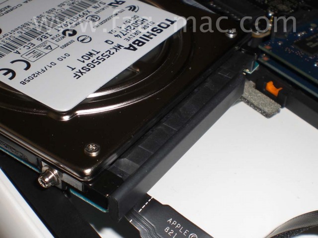 macbook_late_2009_hardware-01.jpg
