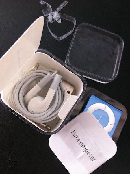 iPod-Shuffle-2010-Auriculares.JPG iPod-Shuffle-2010-Auriculares.JPG