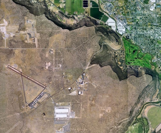Zona de Prineville donde Apple instalará su nuevo centro de datos. se puede ver el aeropuerto y el parque nacional.